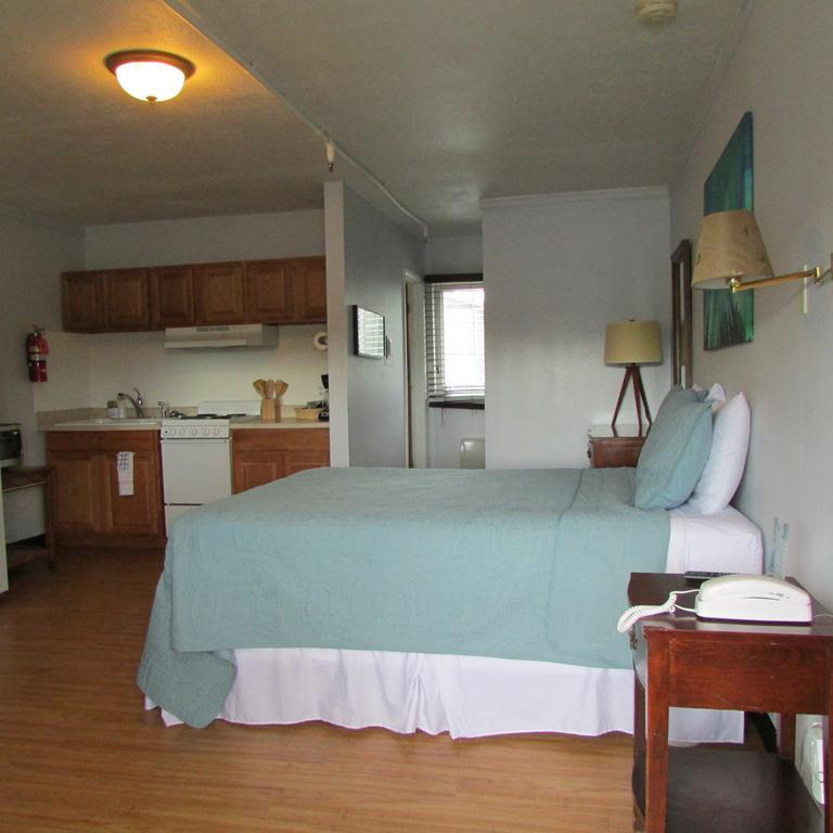 Creekwood Inn แองเคอเรจ ภายนอก รูปภาพ