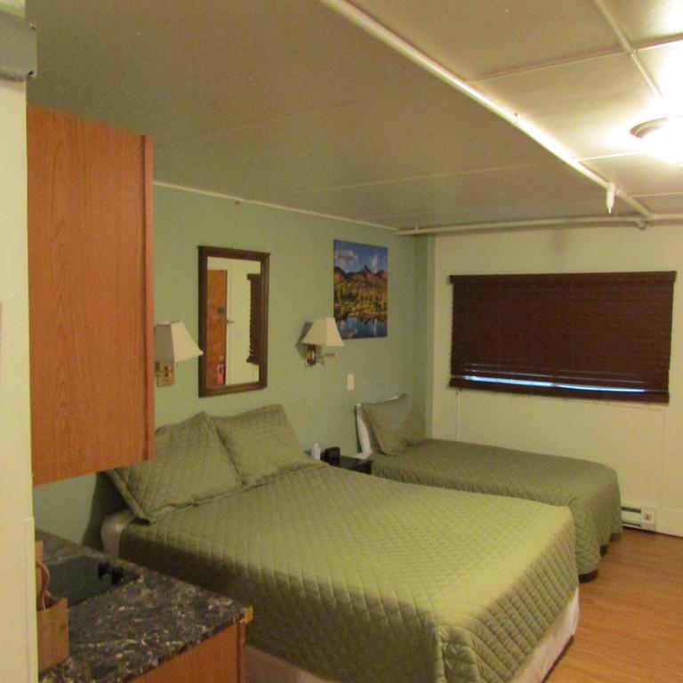 Creekwood Inn แองเคอเรจ ภายนอก รูปภาพ