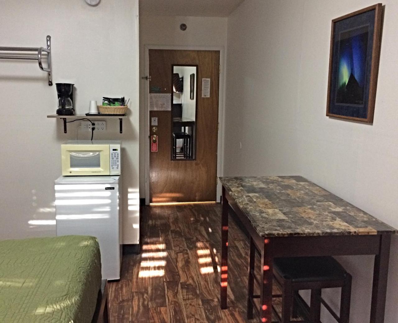 Creekwood Inn แองเคอเรจ ภายนอก รูปภาพ
