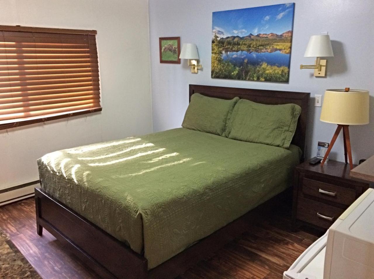 Creekwood Inn แองเคอเรจ ภายนอก รูปภาพ